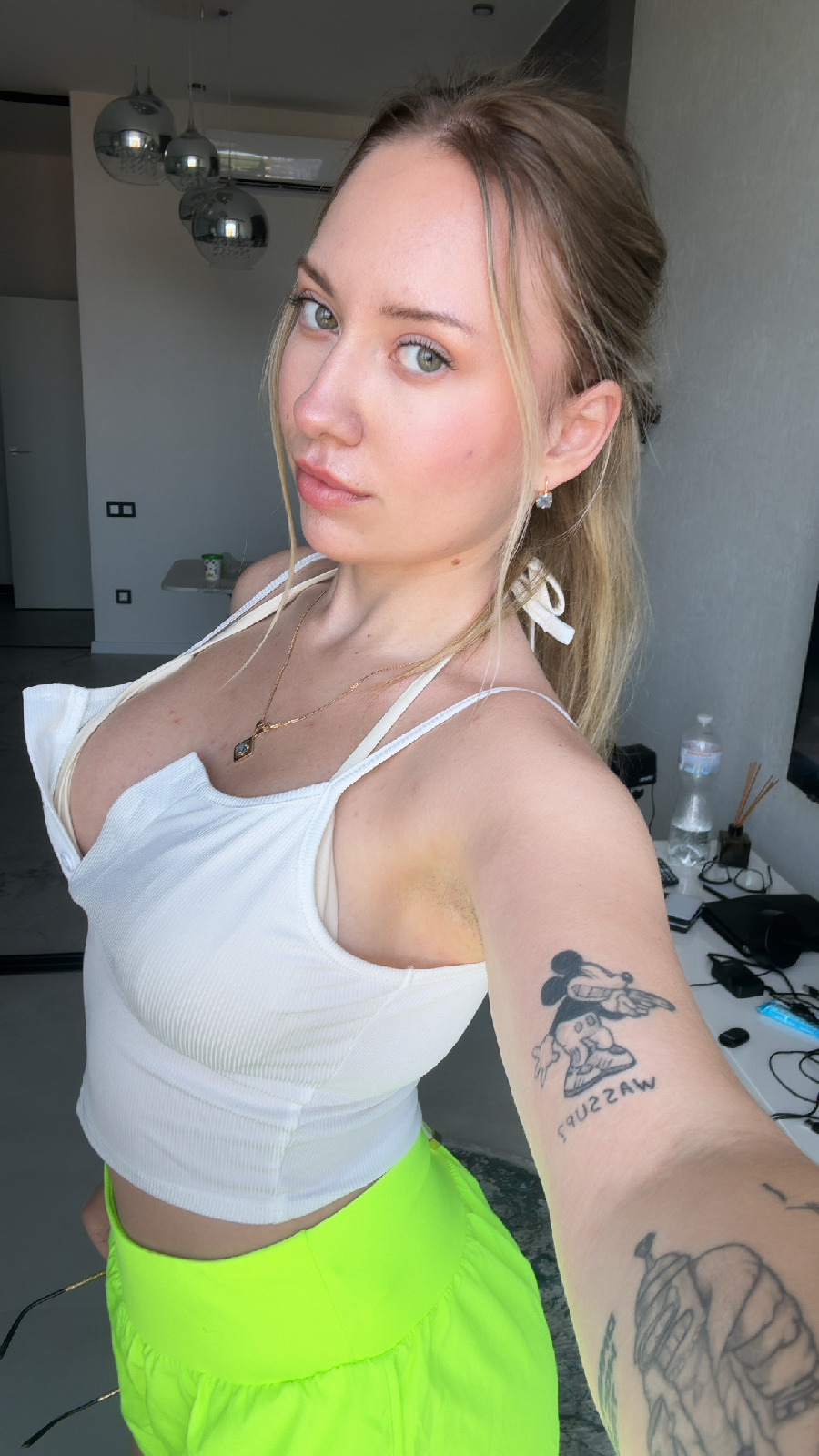 KateV in her underwear in Nuremberg